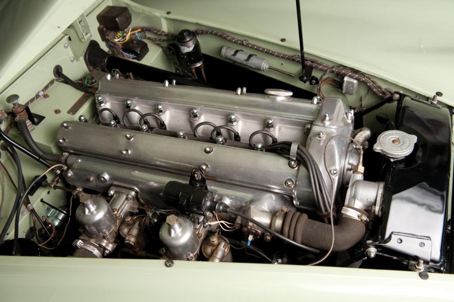  Jaguar XK120 Drophead Coupe 1954 года  (фото 21 из 27)